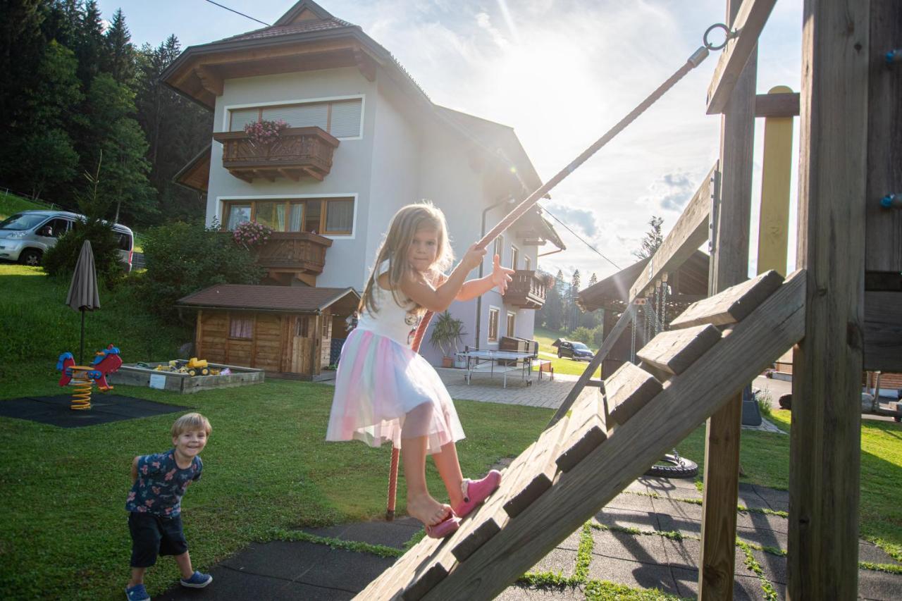 Chalets Und Apartments Hauserhof Nassfeld Schlanitzen Εξωτερικό φωτογραφία